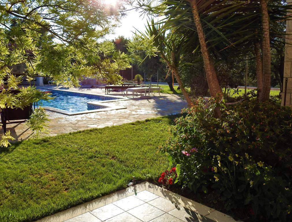 Apartments Villa Barbara Sumartin Exterior foto