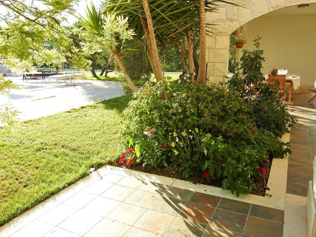 Apartments Villa Barbara Sumartin Exterior foto